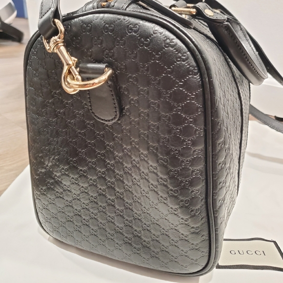 Authentic Gucci Microguccisima GG Black Leather Embossed Boston bag - Picture 8 of 12